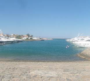 Vor dem Hotel Ali Pasha Hotel, El Gouna der Rundblick
