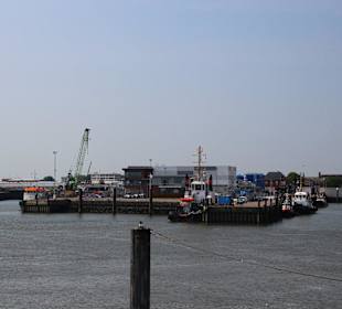 Reger Betrieb im Hafen