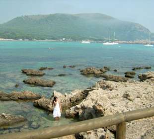 Am Strand von Cala Agulla