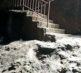 Coral Caves Mangapwani