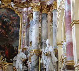 Säulen des Hochaltars