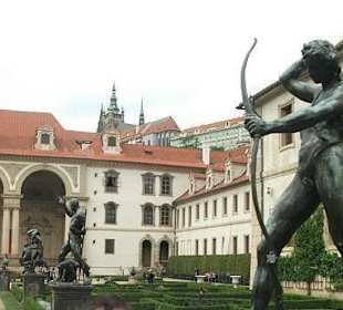 Sala Terrena - sídlo Senátu ČR a socha Apollon