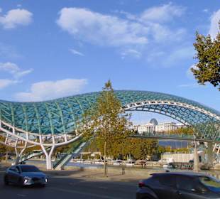 Friedensbrücke in Tiflis