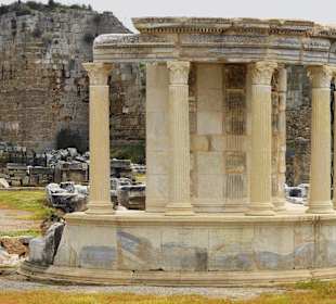 Antike Badeanstalt , neu aufgebaut