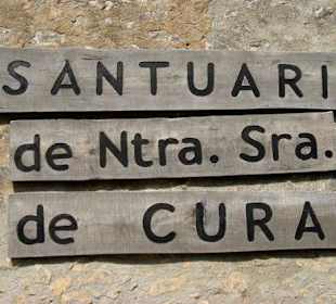 Namensschild am Eingang