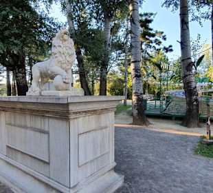 Säulen Höhe vom Hotel