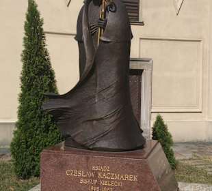 Pomnik Biskupa Kielc