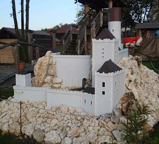 Park Miniatur w Ogrodzieńcu