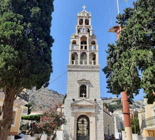 Blick zur Kirche in Symi