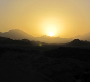 Sonnenuntergang in der Wüste