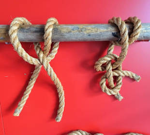 In der Abteilung "Tauwerk & Takelage"