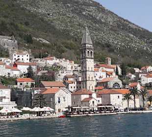 Hafen Perast