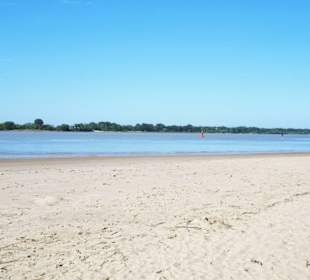 Eindrücke vom Strand am Rissener Ufer
