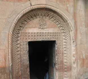 Kloster Chor Virap - Eingang zur Kirche