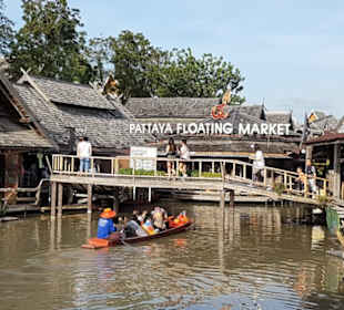 Floating Market Pattaya