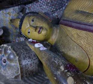 Figur im Höhlentempel