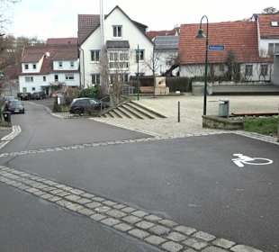 Rathausplatz Großbettlingen