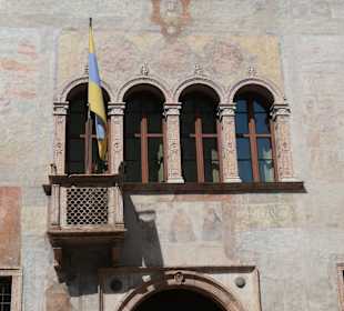 Blick von der Straße zum Palazzo Geremia