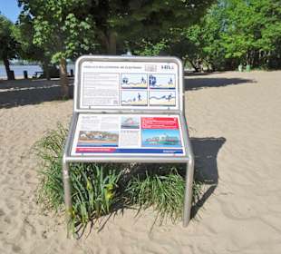 Infotafel am Strand des Rissener Ufers