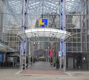 Zugang zur Lloyd Passage