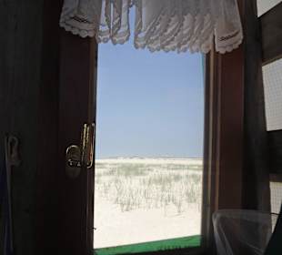 Krabbenhütte - Fenster mit Leuchtturmblick
