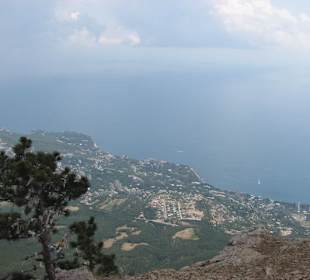 Ай-Петри,вид на Ялту