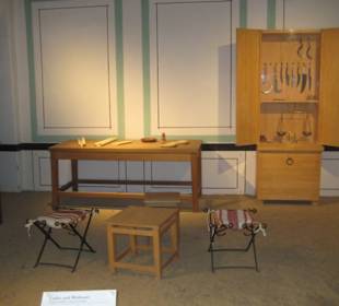 Handwerkerhäuser - unten Werkstatt / Laden