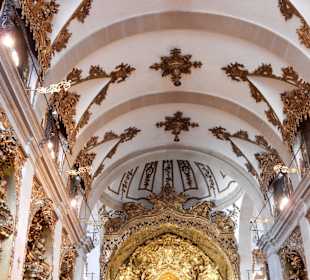 Die Decke wunderschön