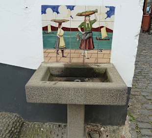 Brunnen im Ort