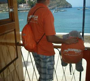 Unser Elefant Henry freut sich auf Sie!