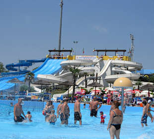 Rutschen im Aquafollie