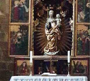 Der Altar Mutter Maria