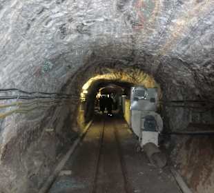 Außerhalb der Führungstur