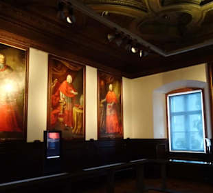 Im Bischofssaal des Salzburg Museums