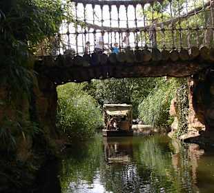 Zoo Hannover: Bootsfahrt auf dem "Sambesi"-Fluß