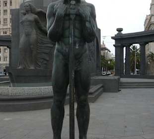 Monumento de los Caidos