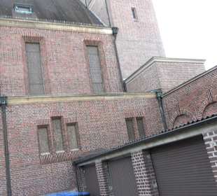 Kath. Pfarrkirche St. Petrus Canisius