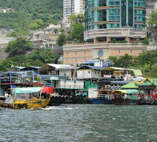 Impression Boat People