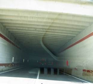 Die Tunnel falls man zu Hoch ist