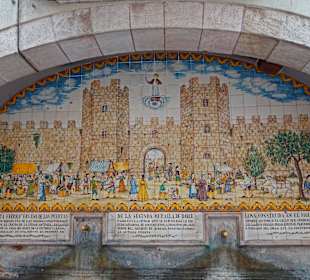 Brunnen an der Carrer de Porta Ferrissa