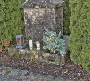 Gefallenen-Denkmal am Friedhof