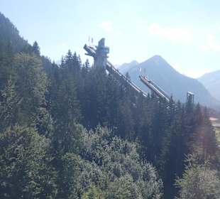 Nebelhornbahn – Blick zu den Skisprungschanzen