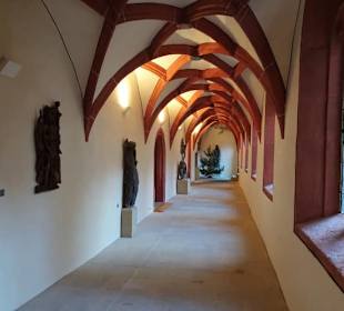 In den Kreuzgängen des Stadtmuseums