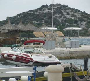 Hafen von Tribunj
