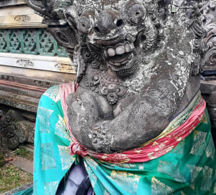 Puri Saren Agung