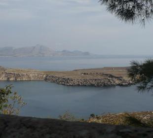 Vue sur la mer en haut de l'Acropole de Lindos