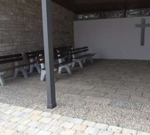 Aussegnungshalle Auingen