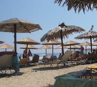 Liegenstühle kostenlos am Strand