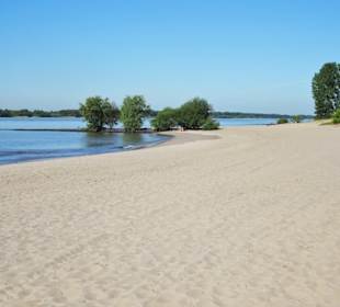 Eindrücke vom Strand Falkensteiner Ufer
