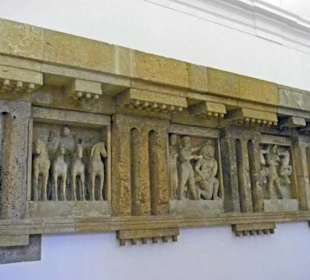 Damit waren früher Tempel geschmückt